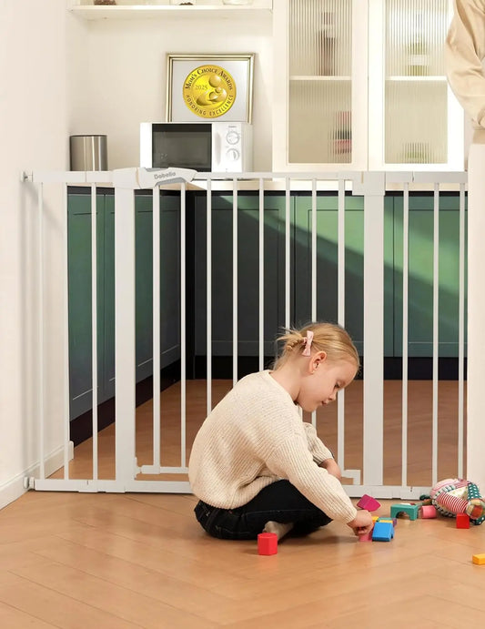 Auto Close Pressure Mounted Safety Gate For Stairs And Doorways